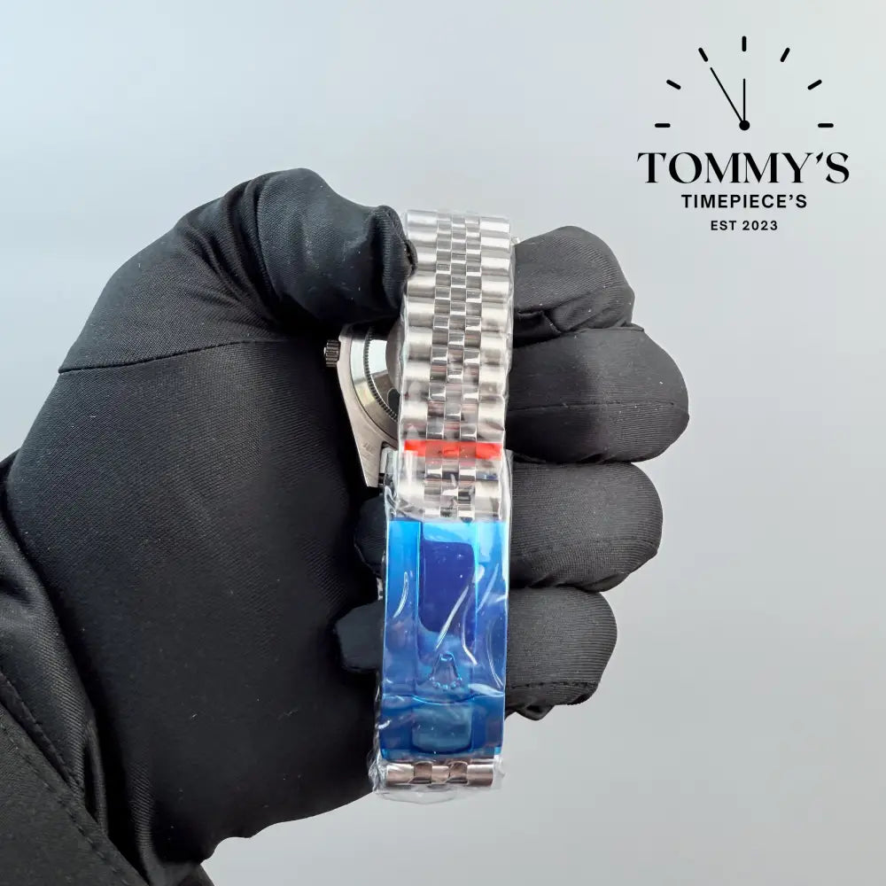 AAA + Datejust 41mm Blue Dial On Jubilee With Fluted Bezel