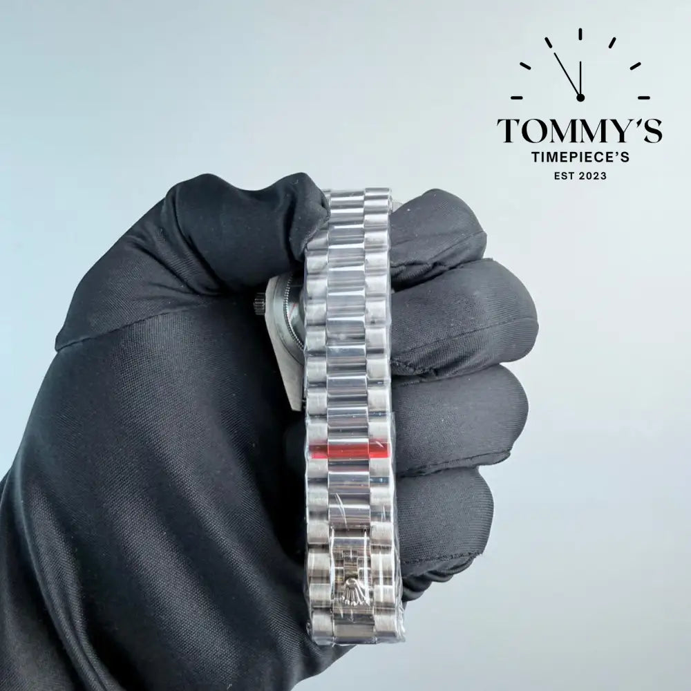 AAA+ Day Date (M128239-0005) 40mm White Dial-Presidential Bracelet (Fluted Bezel)
