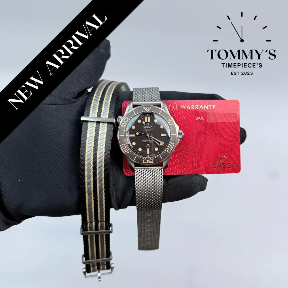 Superclone 007 Seamaster Diver 300M With An Extra Strap