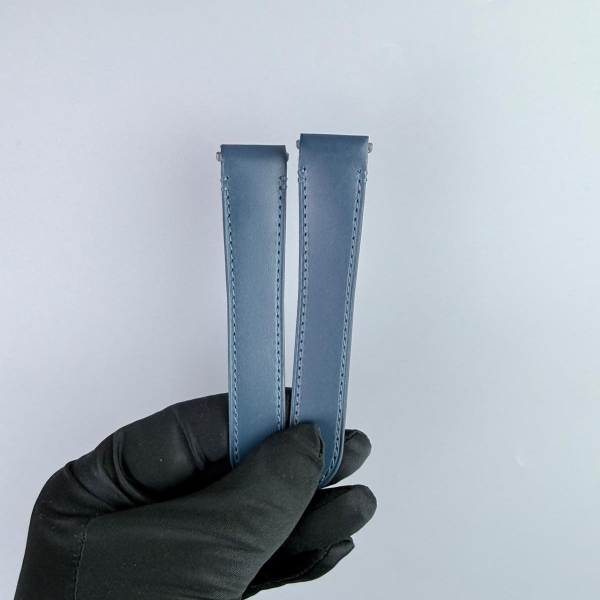 BVF Superclone Santos Large (WSSA0030), 39.8mm Gradient Blue Dial-Stainless Steel Bracelet (Silver Bezel) [Free Leather Strap]