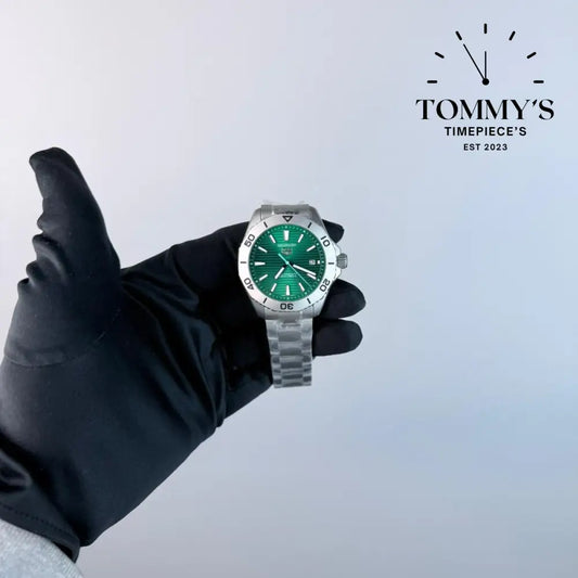 AAA+ Aquaracer Professional 200 Solargraph 40mm Green Dial-Stainless Steel Bracelet (Matt Silver Bezel) Watches