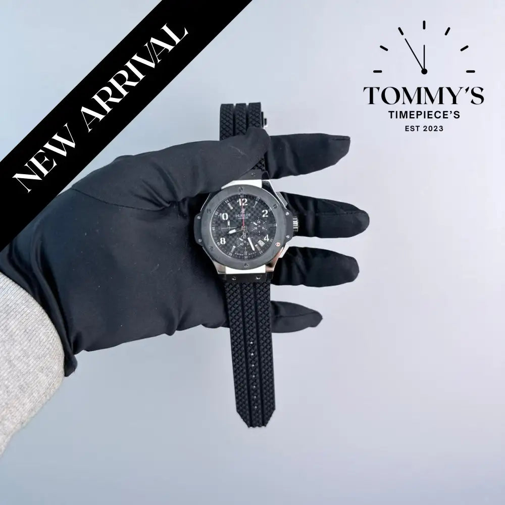 AAA+ Big Bang Original 44mm Black Dial-Rubber Strap (Black Bezel) Watches