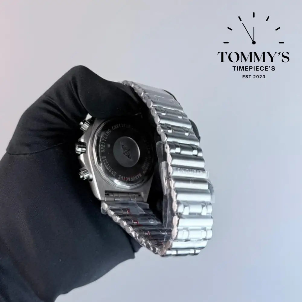 AAA+ Chronomat B01 42mm Black Dial-Stainless Steel Bracelet (Silver Bezel)