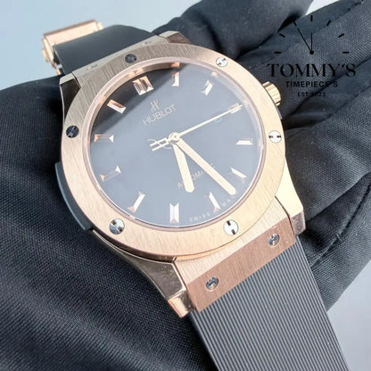 AAA+ Classic Fusion 42mm Black Dial-Rubber Strap (Rose Gold Bezel) Watches