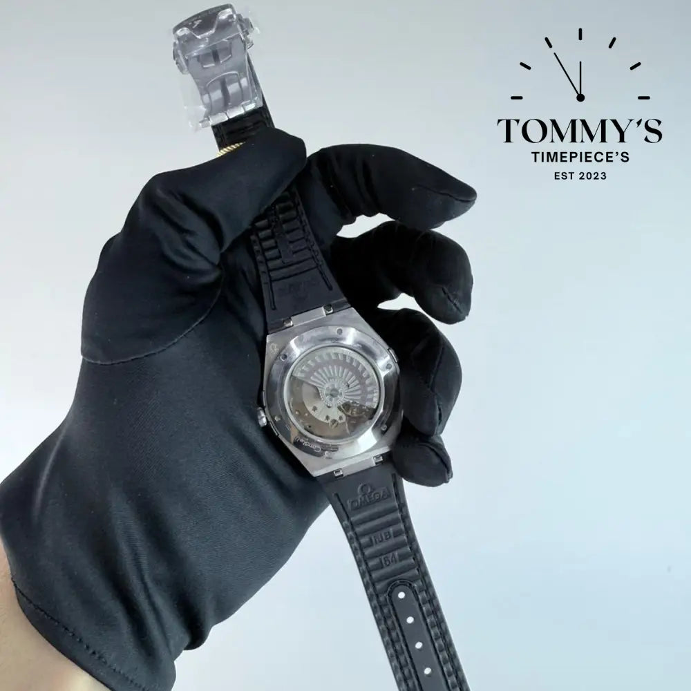 AAA+ Constellation Co-Axial Master Chronometer 41mm Black Sun-Brushed Dial-Leather Strap (Black Ceramic Bezel)