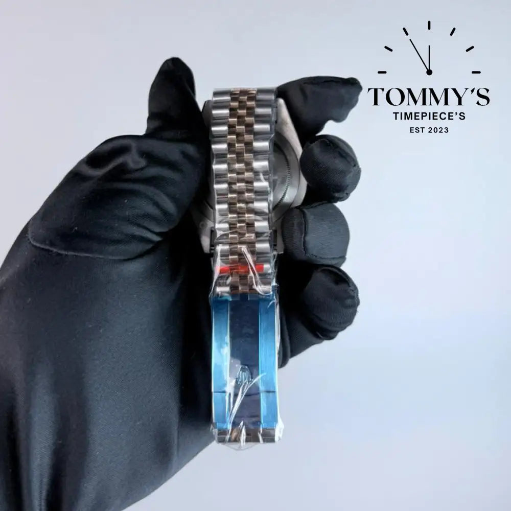 AAA+ Datejust (126331) 41mm Chocolate Diamond Dial-Jubilee Bracelet (Fluted Bezel)