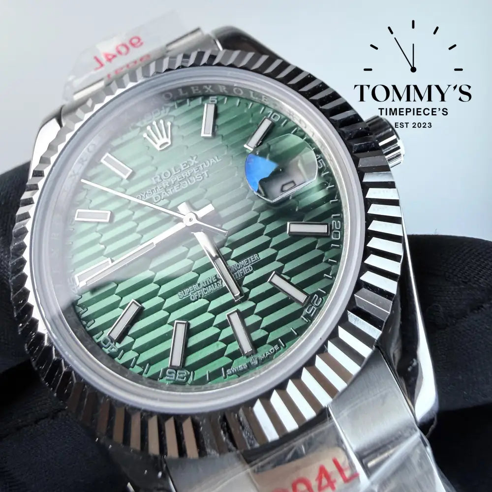 AAA+ Datejust (126334) 41mm Green Motif Dial-Oyster Bracelet (Fluted Bezel)