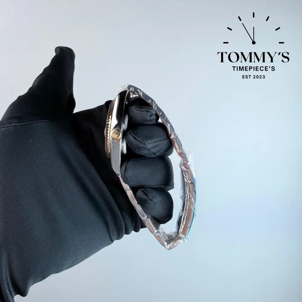 AAA+ Datejust (m126331) 41mm Black Dial-Oyster Bracelet (Fluted Bezel)