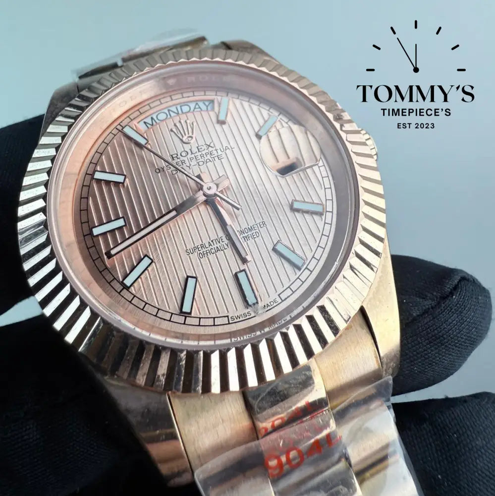 AAA+ Day Date (228235) 40mm Sundust Stripe Motif Dial-Presidential Bracelet (Fluted Bezel)