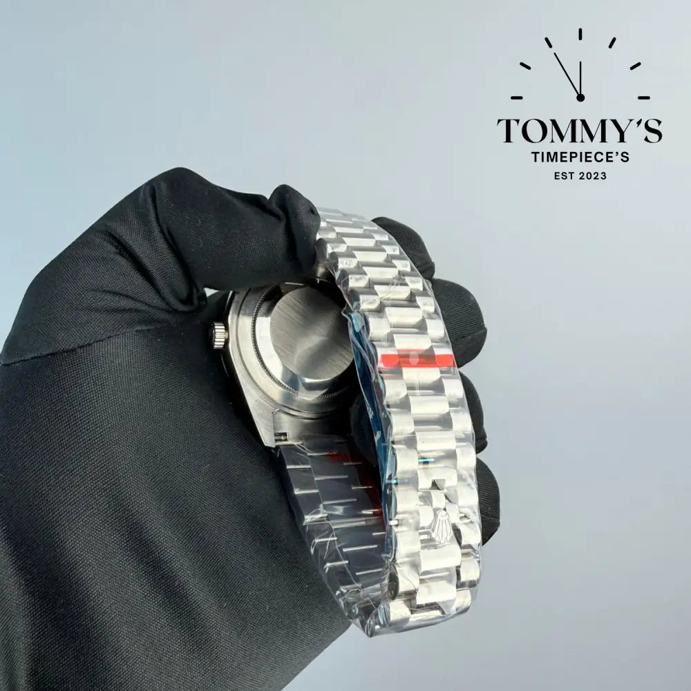 AAA+ Day Date (228236) 40mm Black Dial-Presidential Bracelet (Fluted Bezel)