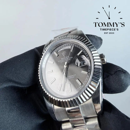 AAA+ Day Date (228239-0004) 40mm Black Dial-Presidential Bracelet (Fluted Bezel)