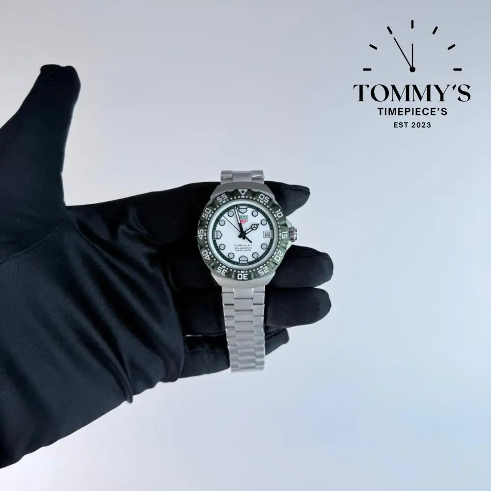 AAA+ Formula 1 Solargraph 38mm Opalin White Dial-Steel Bracelet (Green Bezel)