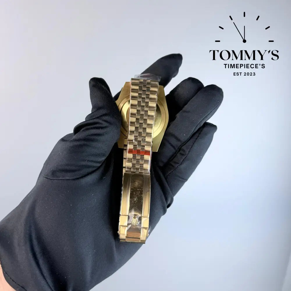 AAA+ GMT Master 2 (126718GRNR) 40mm Tiger Iron Dial-Jubilee Bracelet (Brown Black Bezel)