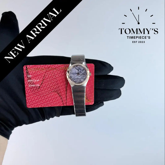 AAA+ Ladies Constellation Manhattan 28mm Blue Meteorite Dial-Stainless Steel Bracelet (Diamond-Paved Bezel)