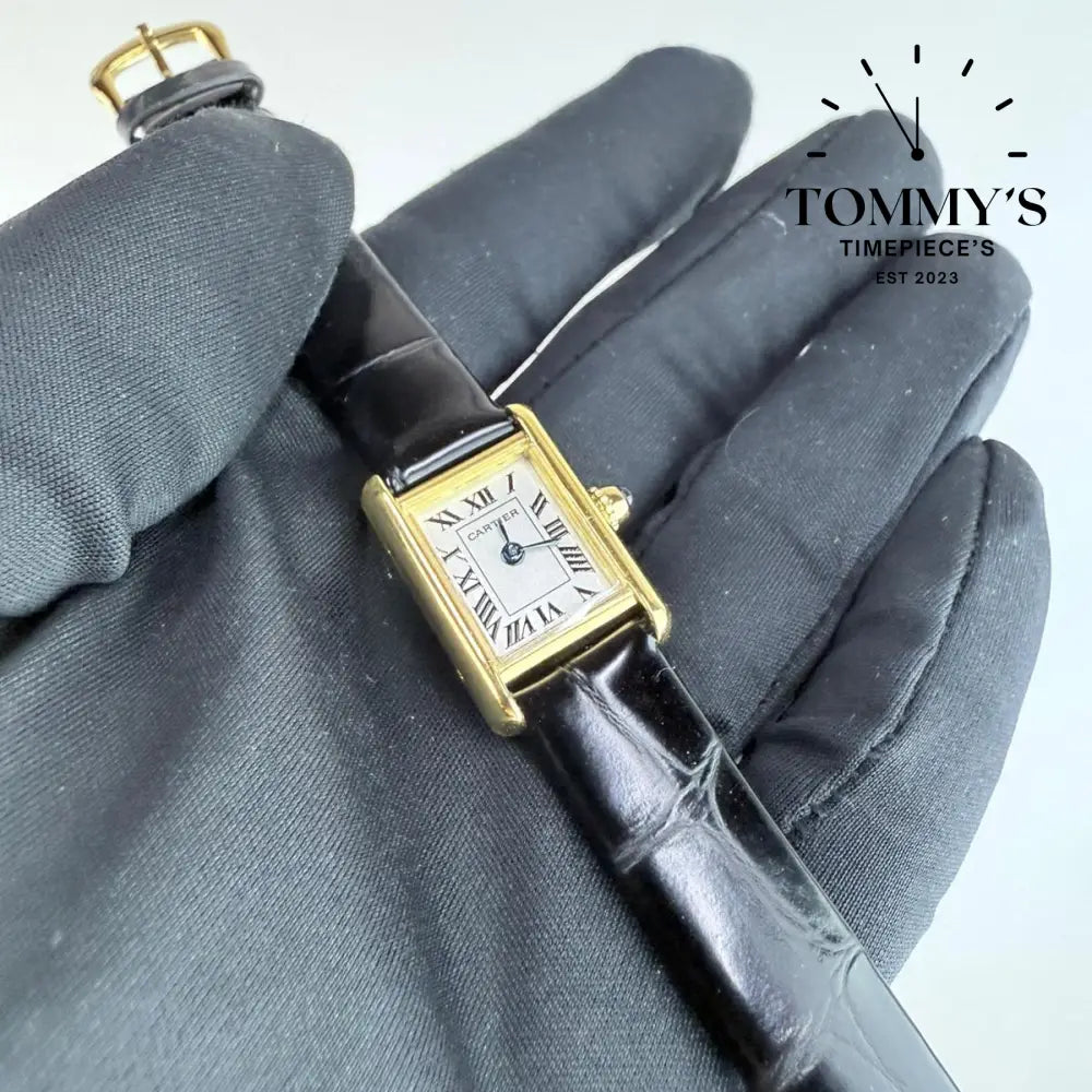 AAA+ Ladies Tank Louis 29.5mm White Dial-Leather Strap (Yellow Gold Bezel)