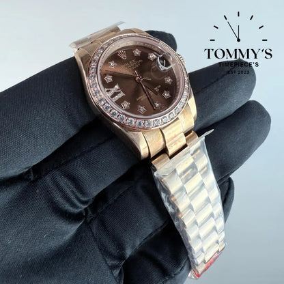 AAA+ Lady Datejust Everose Gold (279135RBR) 28mm Chocolate Dial-Presidential Bracelet (Factory-Set Diamond Bezel)