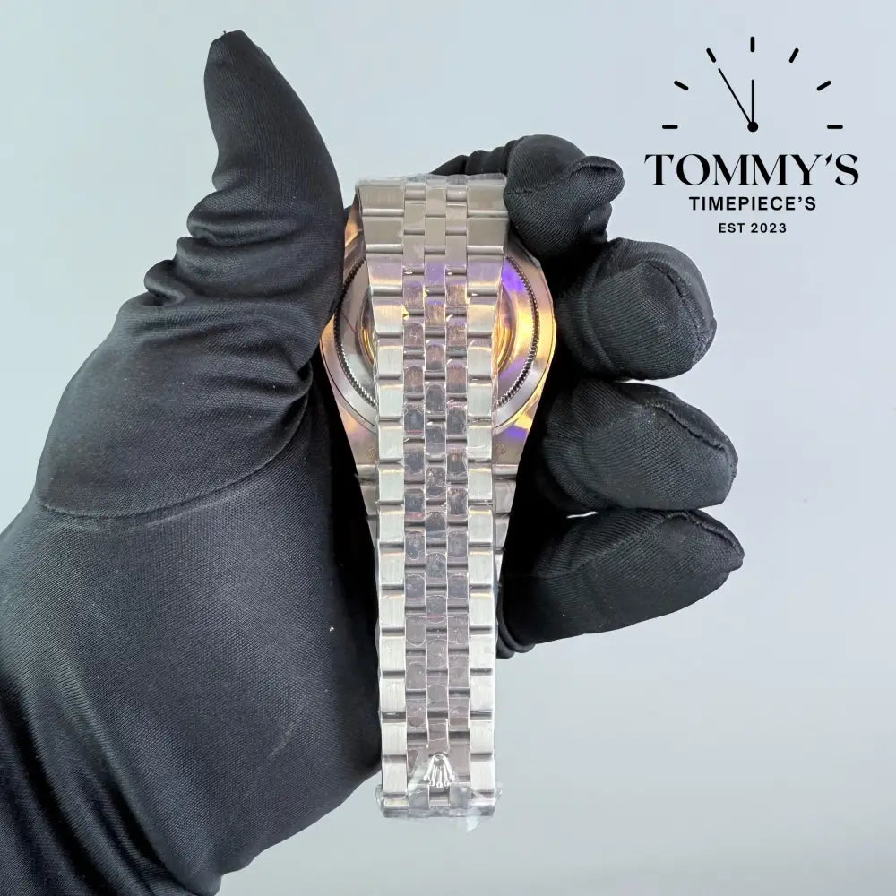 AAA+ Land Dweller Platinum Dial With Fluted Bezel