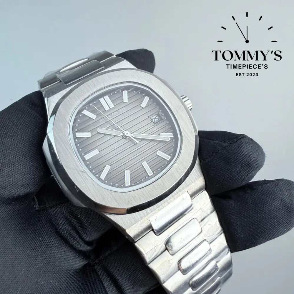 AAA+ Nautilus 57111A-010 41mm Grey Dial