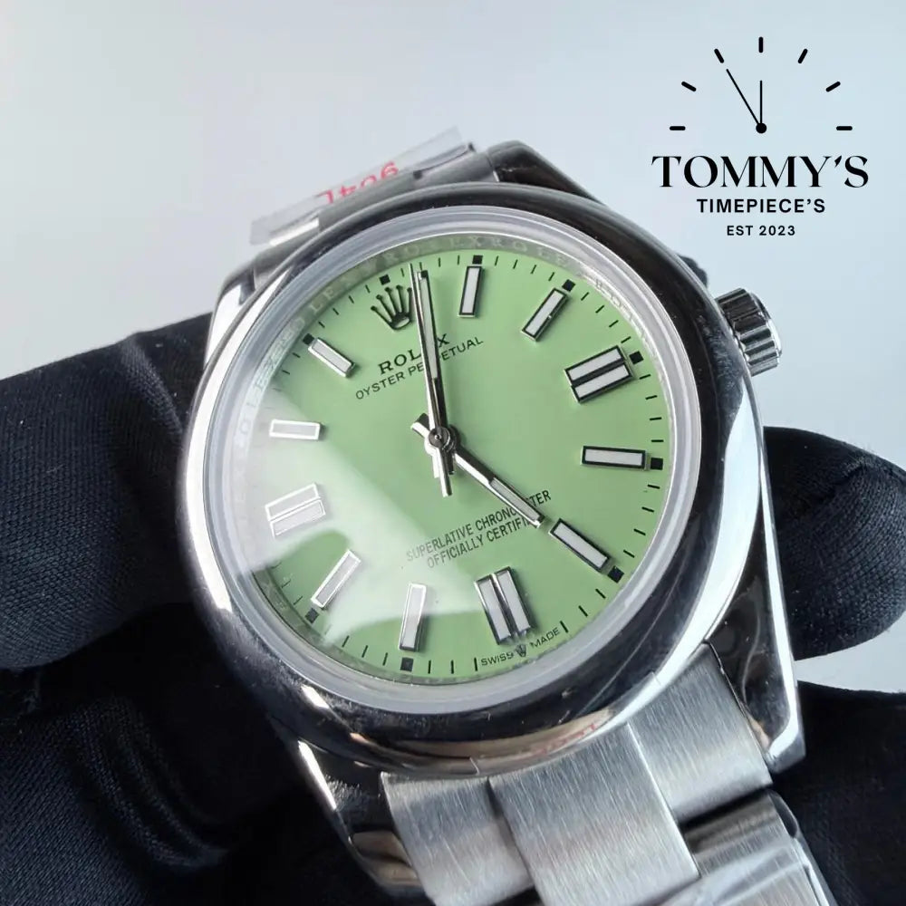 AAA+ Oyster Perpetual (134300) 41mm Pistachio Dial-Oyster Bracelet
