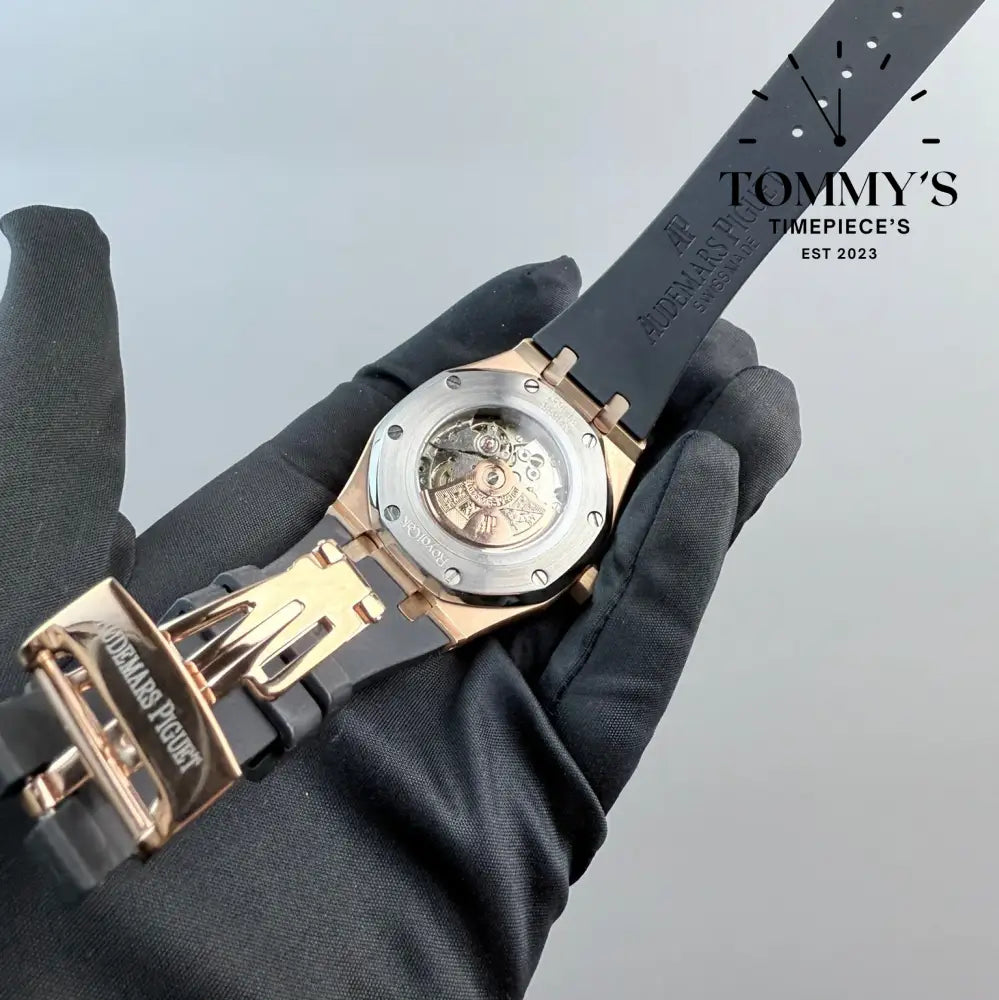 Aaa + Royal Oak On A Rubber Strap