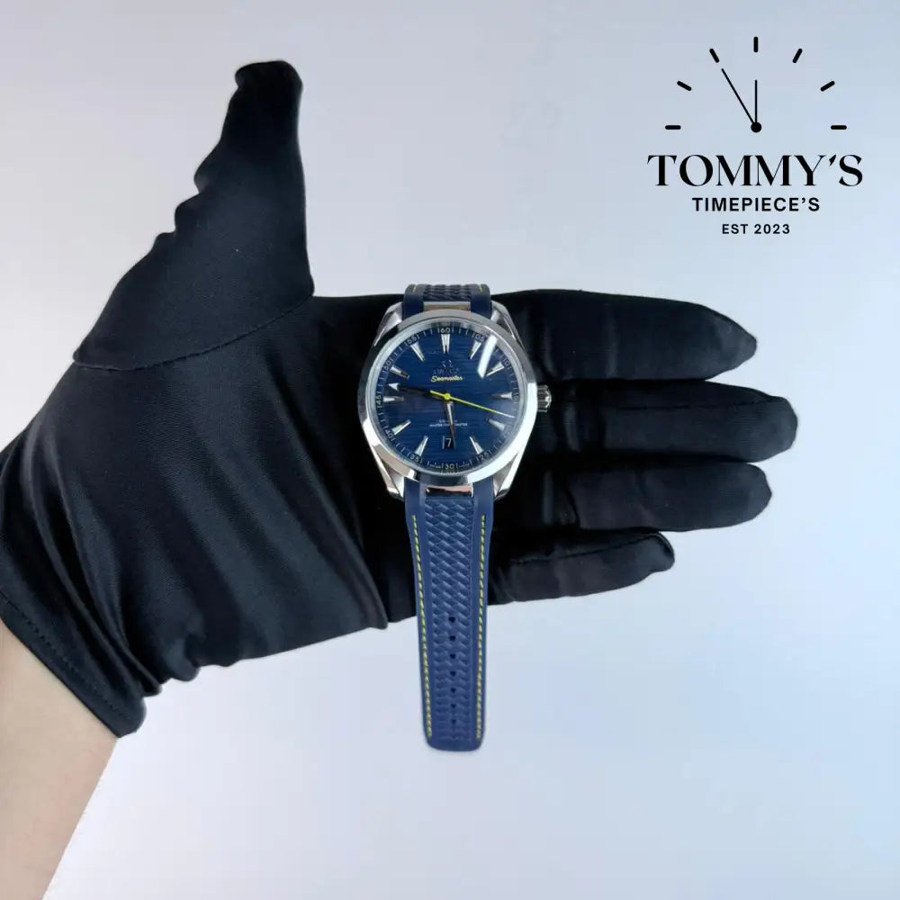 AAA+ Seamaster Aqua Terra 150M Co-Axial Master Chronometer 43mm Blue Dial-Rubber Strap (Silver Bezel)
