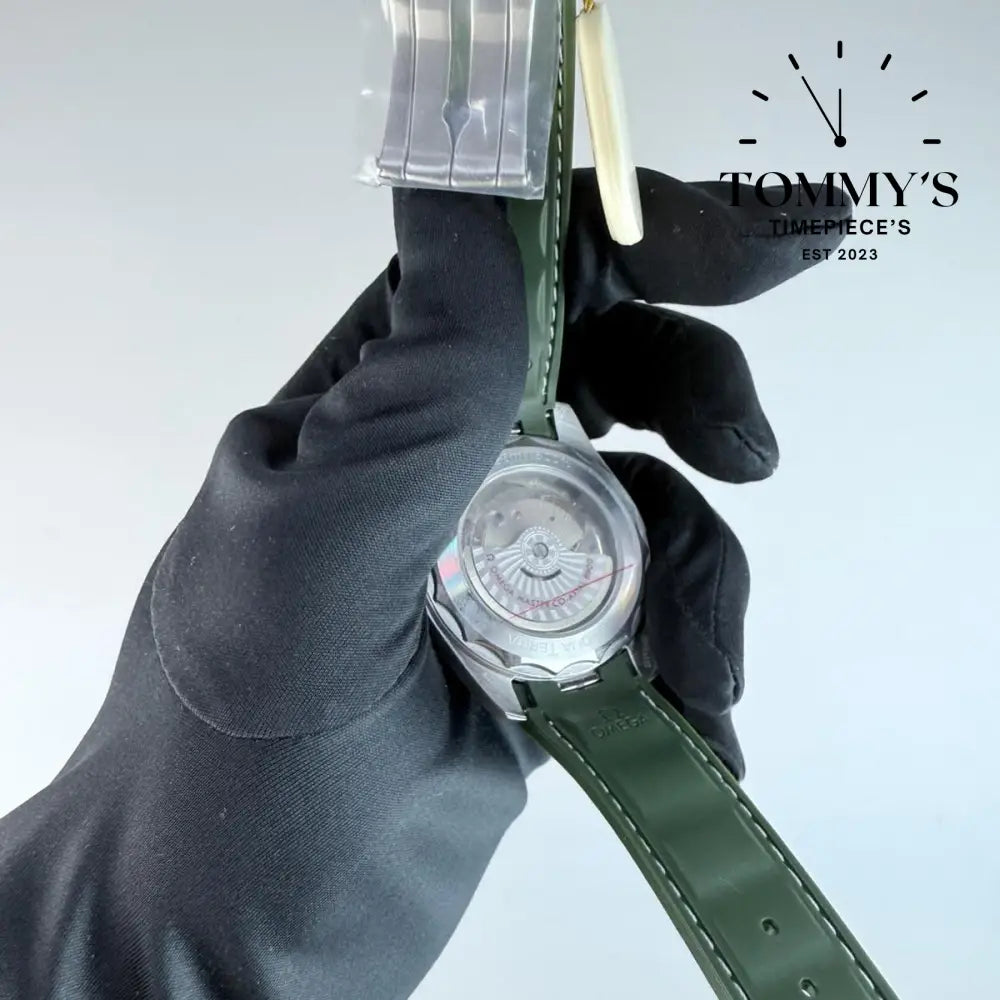 AAA+ Seamaster Aqua Terra 150M Co-Axial Master Chronometer GMT Worldtimer 43mm Green Dial-Green Rubber Strap (Green