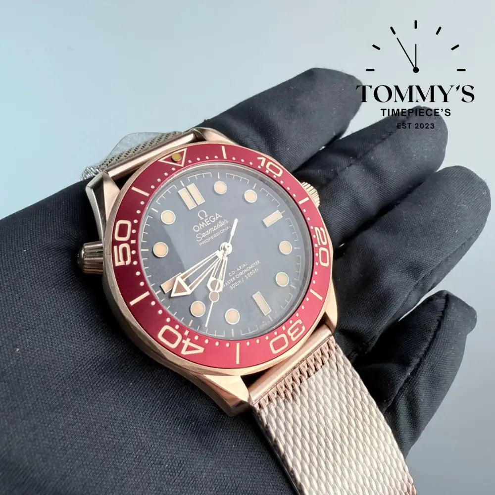 AAA+ Seamaster Diver 300M 42mm Black Dial-Mesh Bracelet (Red Bezel)