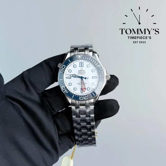 AAA+ Seamaster Diver 300M America’s Cup Edition 42mm White Dial-Steel Bracelet (Blue Ceramic Bezel)