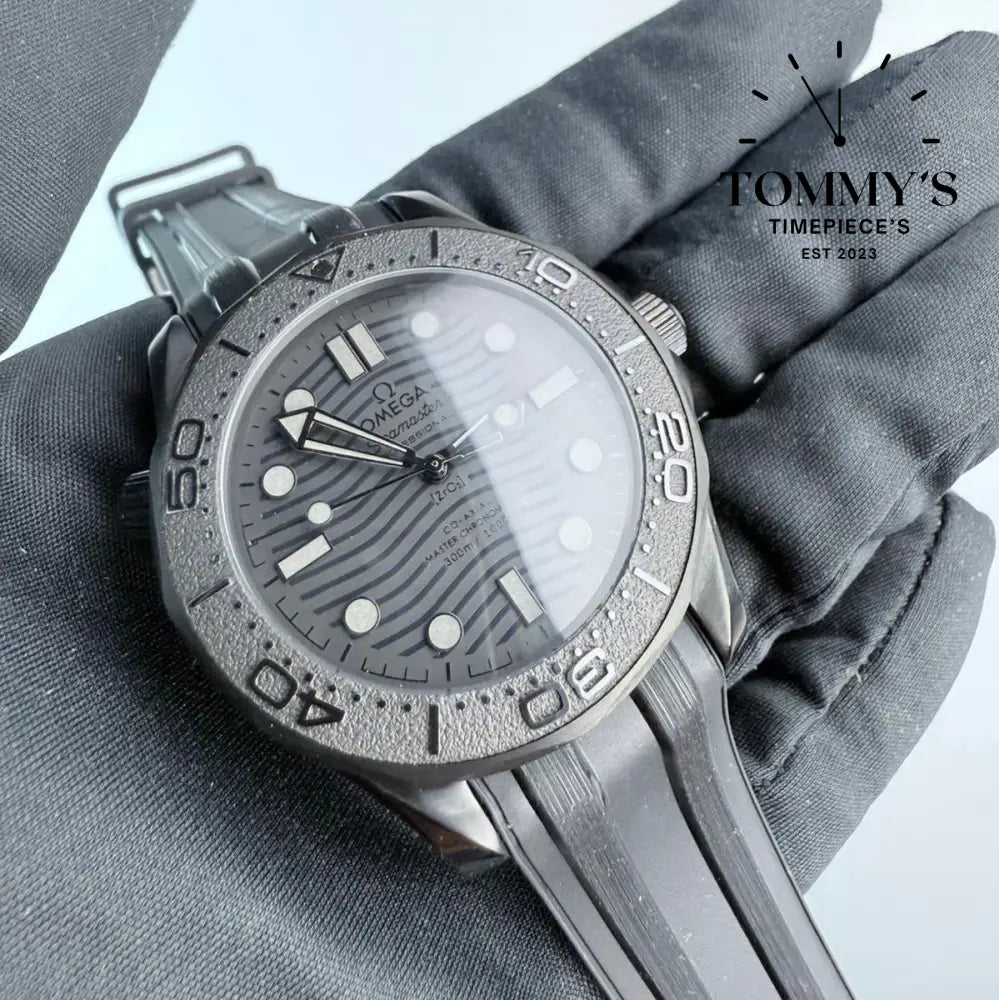 AAA+ Seamaster Diver 300M Co-Axial Master Chronometer 42mm Black Dial-Rubber Strap (Black Ceramic Bezel)