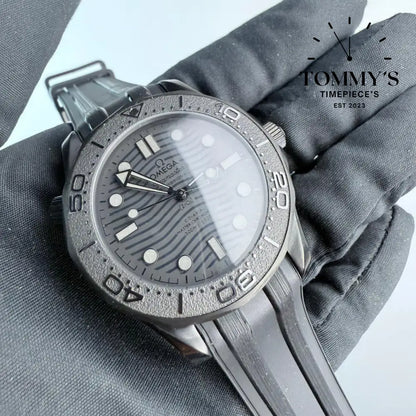 AAA+ Seamaster Diver 300M Co-Axial Master Chronometer 42mm Black Dial-Rubber Strap (Black Ceramic Bezel)