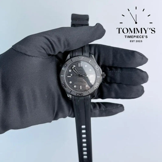 AAA+ Seamaster Diver 300M Co-Axial Master Chronometer 42mm Black Dial-Rubber Strap (Black Ceramic Bezel)