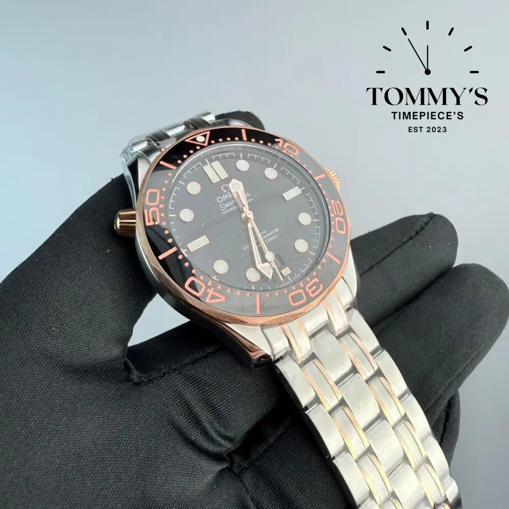 AAA+ Seamaster Diver 300M Co-Axial Master Chronometer 42mm Black Dial-Steel Bracelet (Sedna Gold)