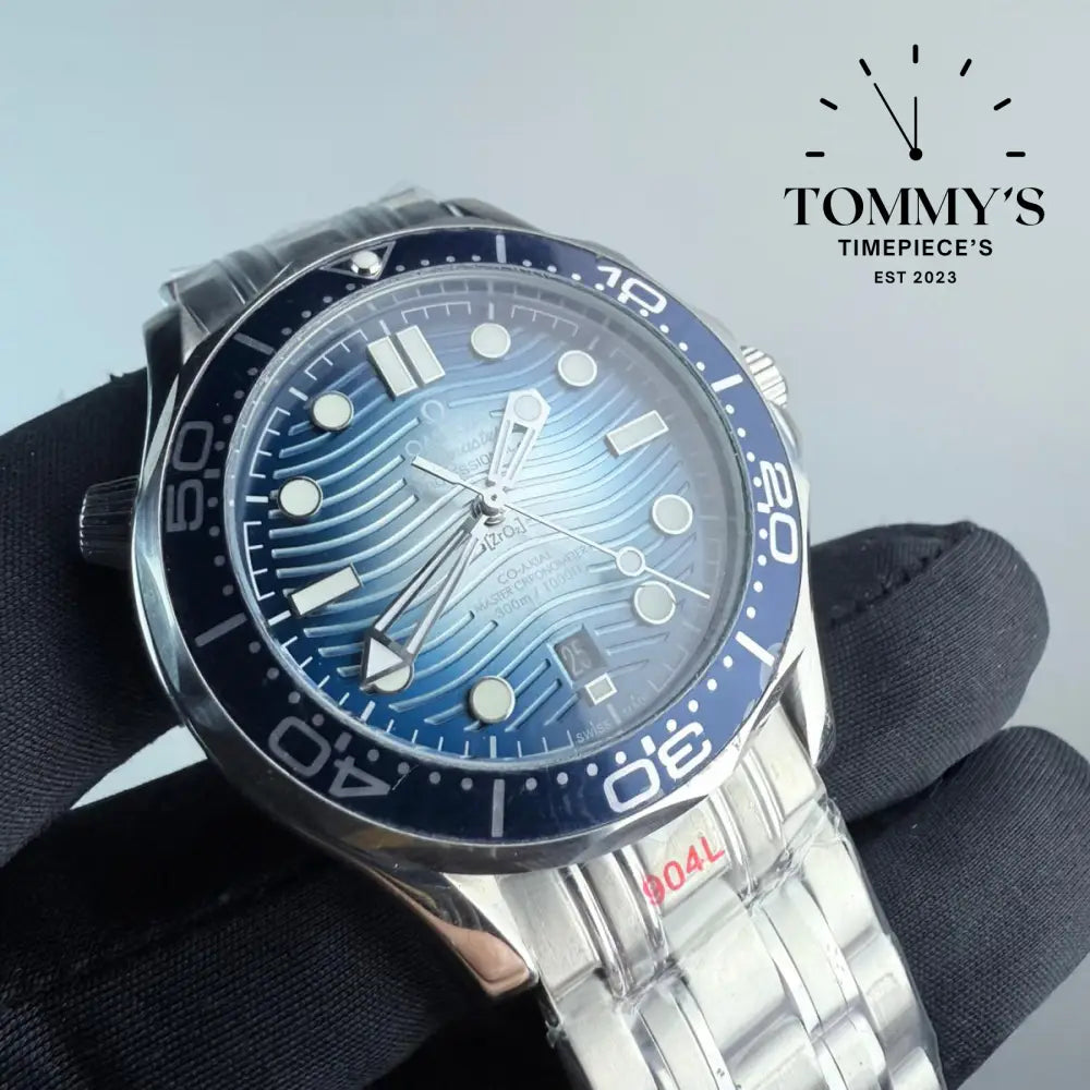 AAA+ Seamaster Diver 300M Co-Axial Master Chronometer 42mm Blue Wave Pattern Dial-Steel Bracelet (Blue Ceramic Bezel)