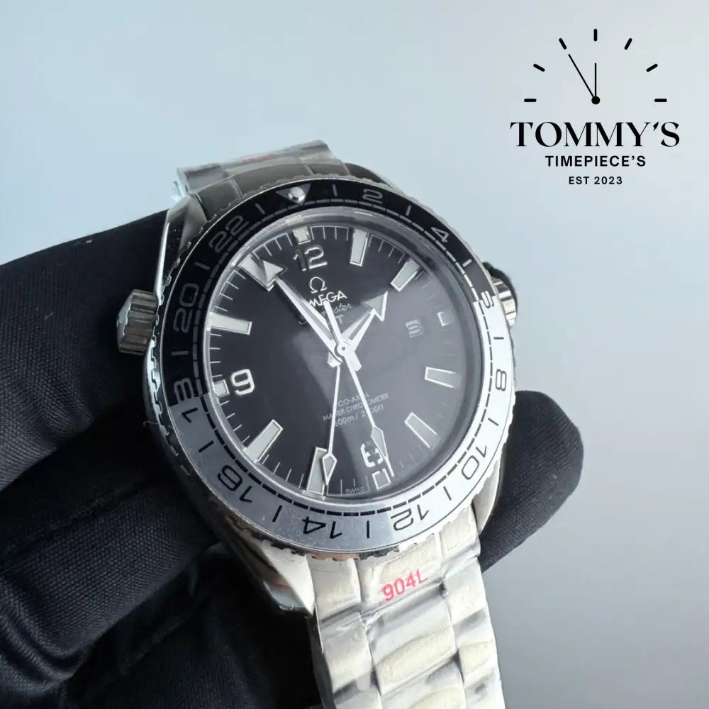 AAA+ Seamaster Planet Ocean 600M Co-Axial Master Chronometer GMT 43.5mm Stainless Steel-Black & White Ceramic Bezel