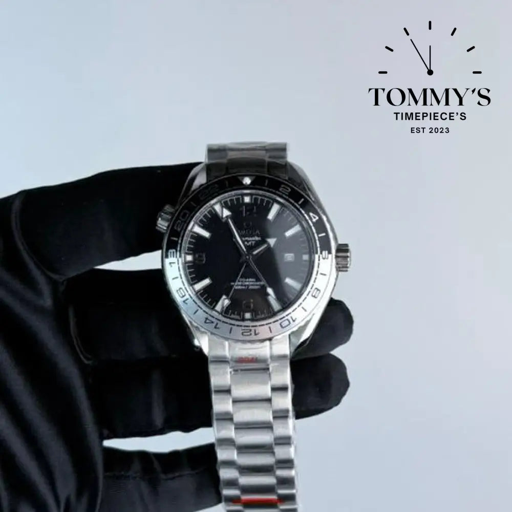 AAA+ Seamaster Planet Ocean 600M Co-Axial Master Chronometer GMT 43.5mm Stainless Steel-Black & White Ceramic Bezel
