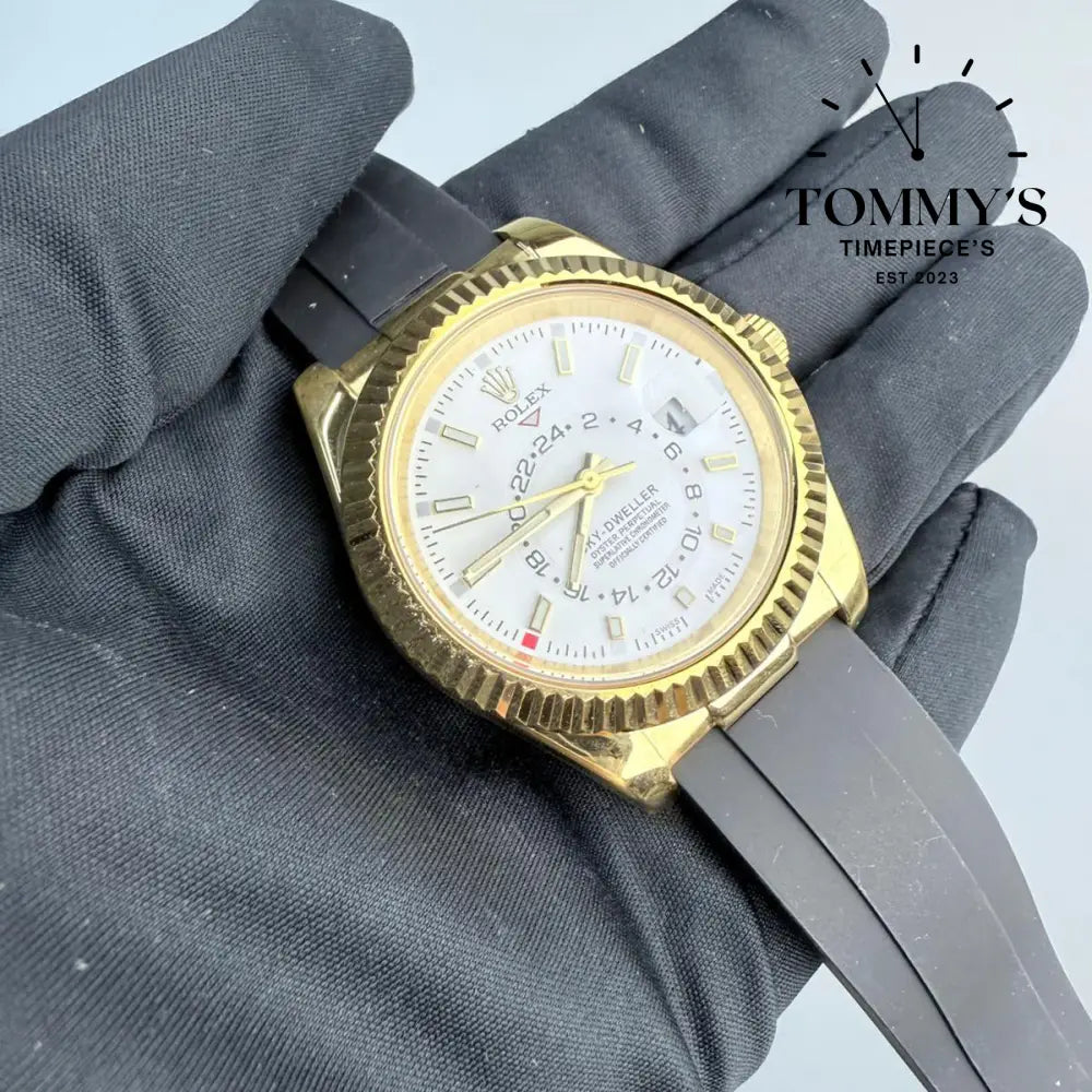 AAA+ Sky Dweller (326238) 42mm White Dial- Oysterflex Rubber Strap (Fluted Bezel)
