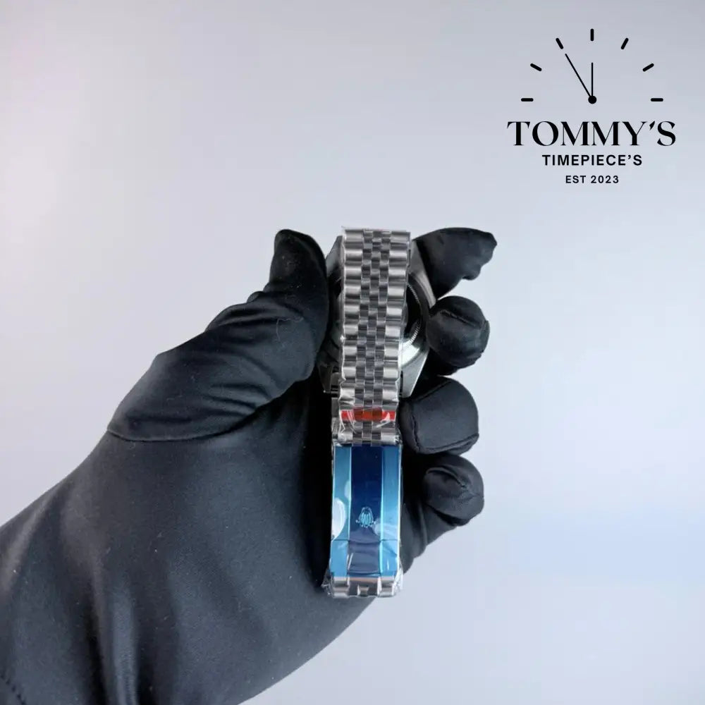AAA+ Skydweller (326934) 42mm Blue Dial- Jubilee Bracelet (Fluted Bezel)