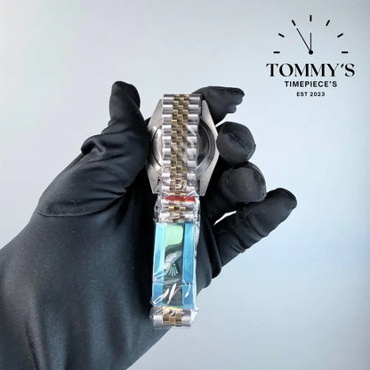 AAA+ Skydweller (336933) 42mm White Dial- Jubilee Bracelet (Fluted Bezel)