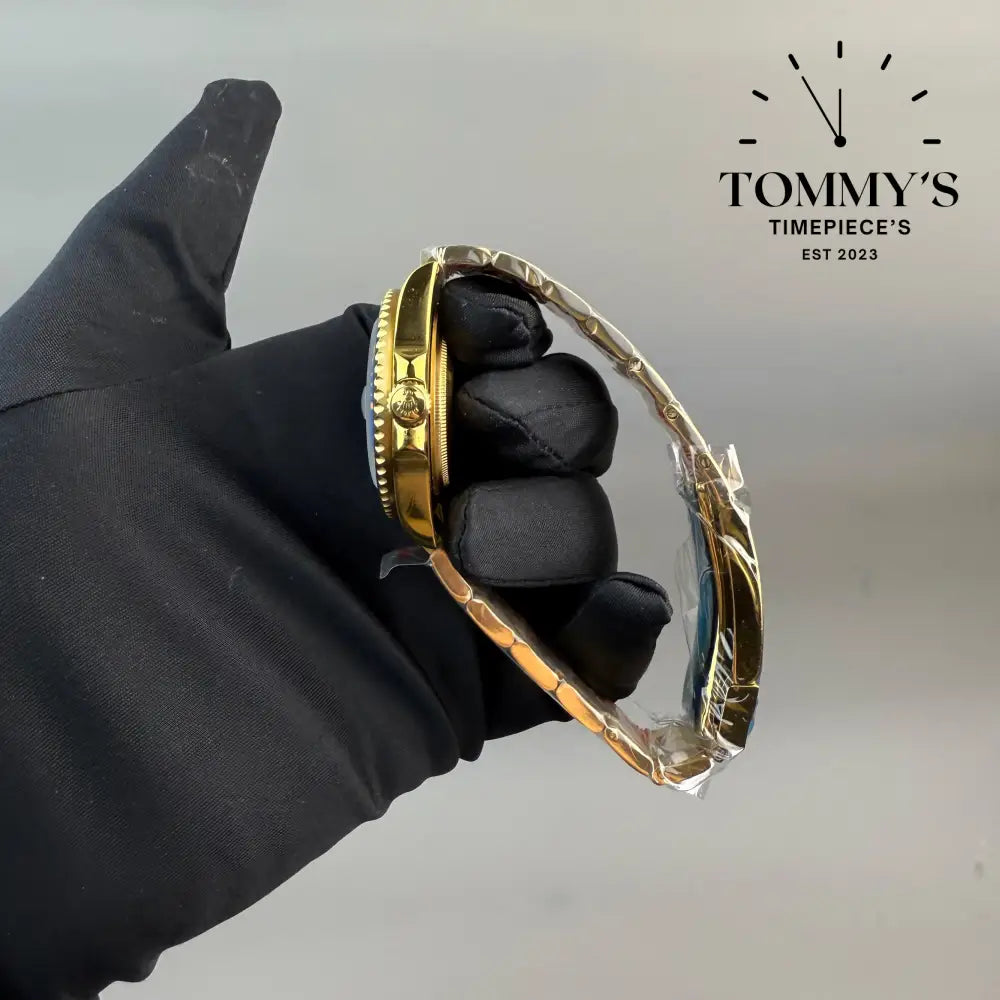 AAA + Submariner Bluesy Full Gold