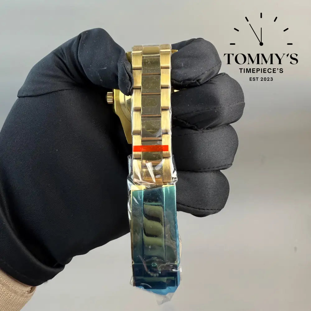 AAA + Submariner Bluesy Full Gold