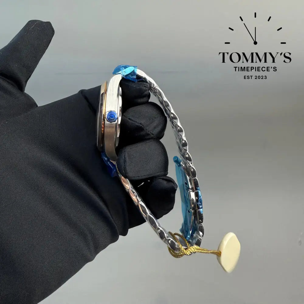 Aaa + Aqua Terra Worldtimer