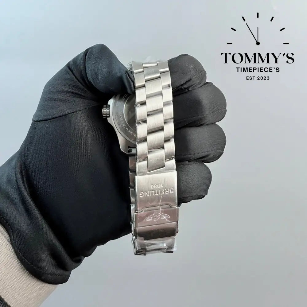 Aaa + Avenger On Green Dial