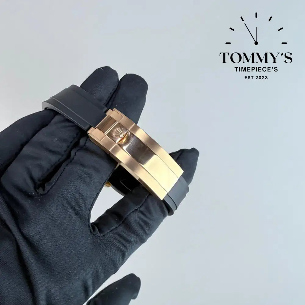 Clean Factory Superclone Daytona, (116518LN) 40mm Sunburst Silver Dial-Oysterflex Strap (Yellow Gold) [USED]