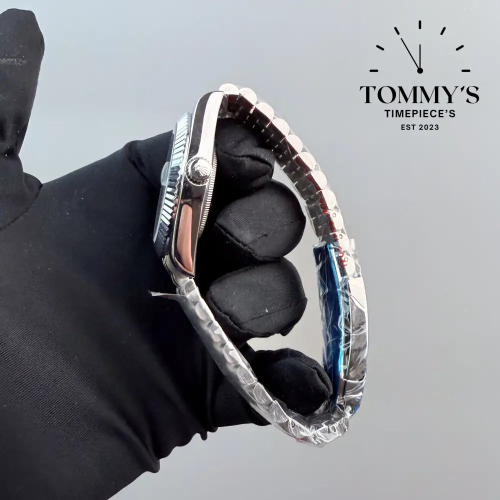 AAA + Datejust 41mm Blue Dial On Jubilee With Fluted Bezel