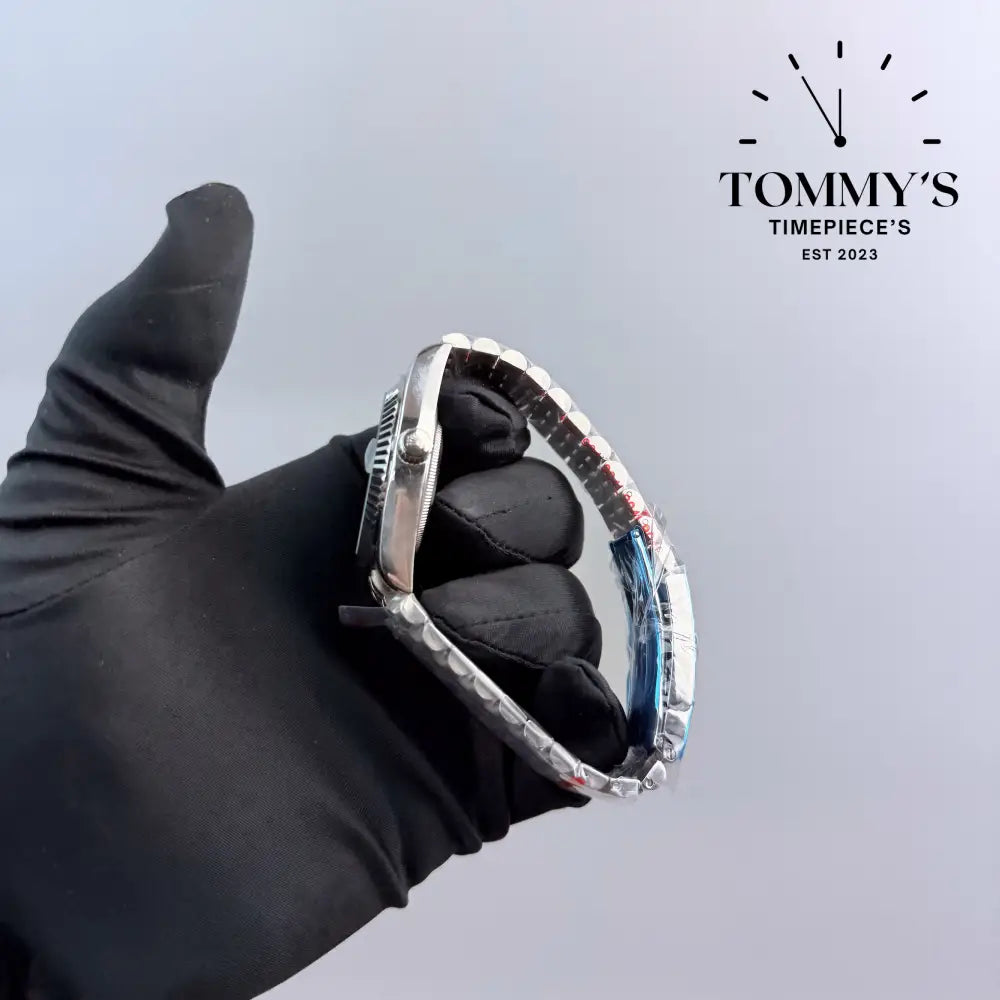 AAA + Datejust Black Dial On Jubilee With Fluted Bezel