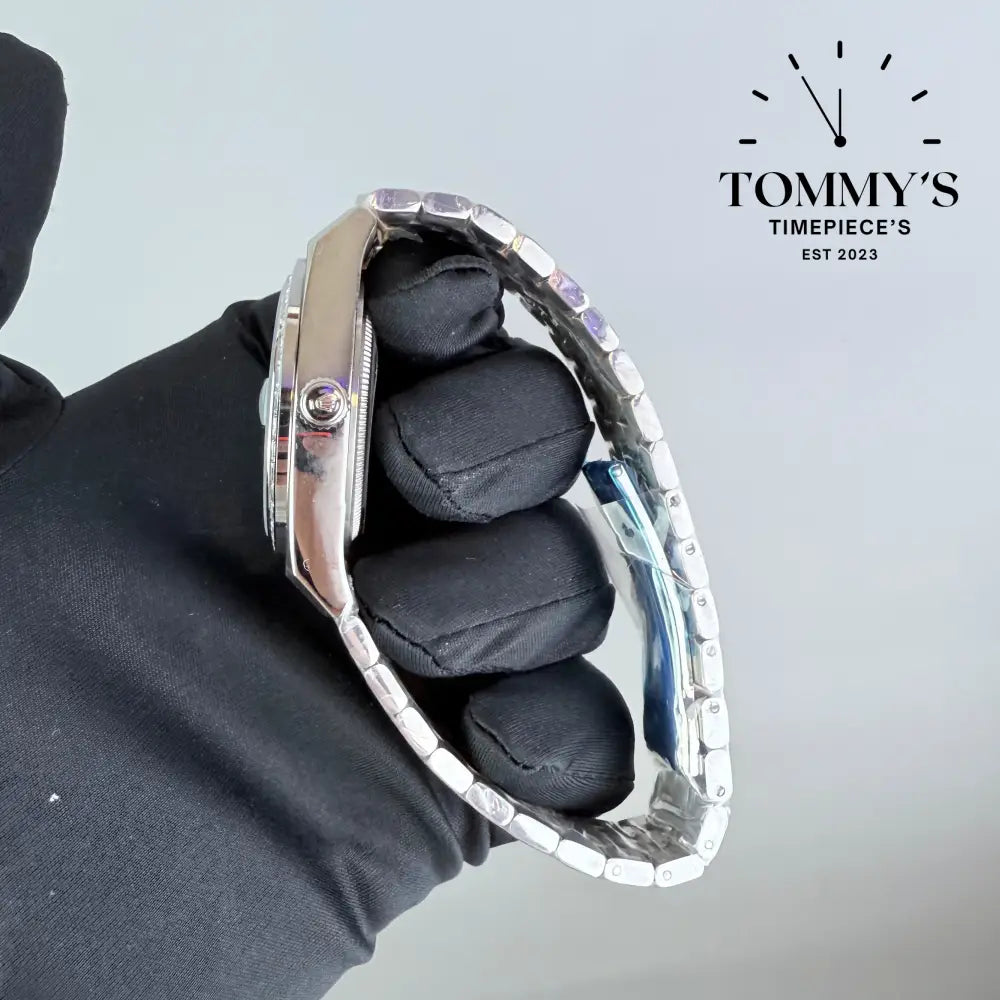 AAA+ Land Dweller Platinum Dial With Diamond Bezel