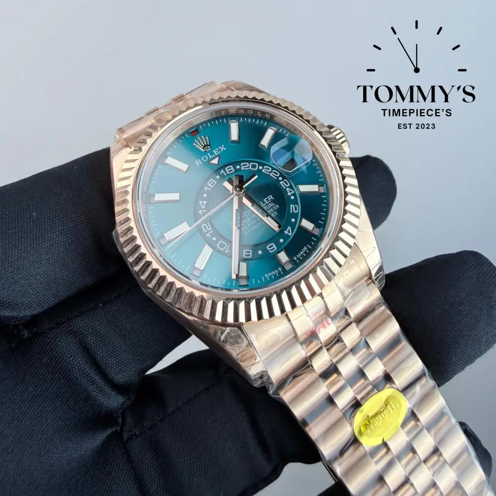 NOOB Superclone Sky-Dweller (336935) 42mm Blue-Green Dial-Jubilee Bracelet (Fluted Bezel) Watches