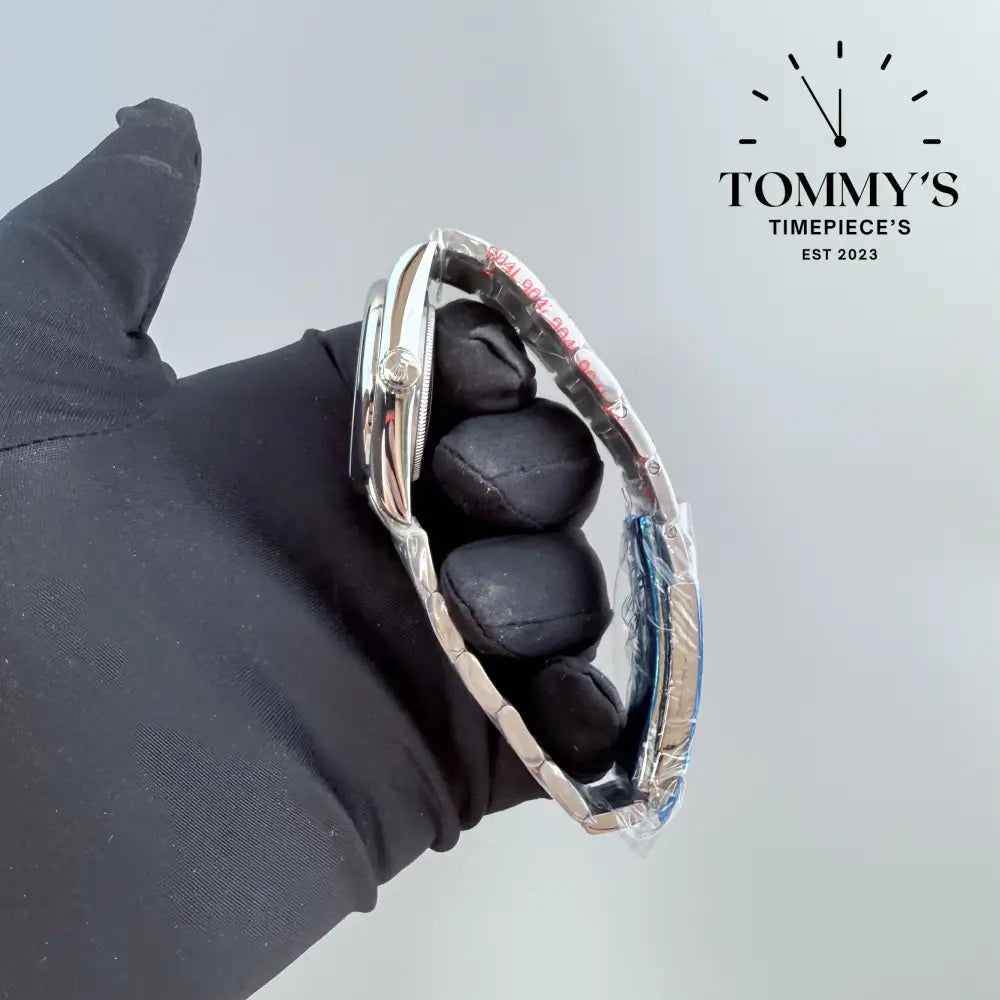 AAA + Oyster Perpetual Pink