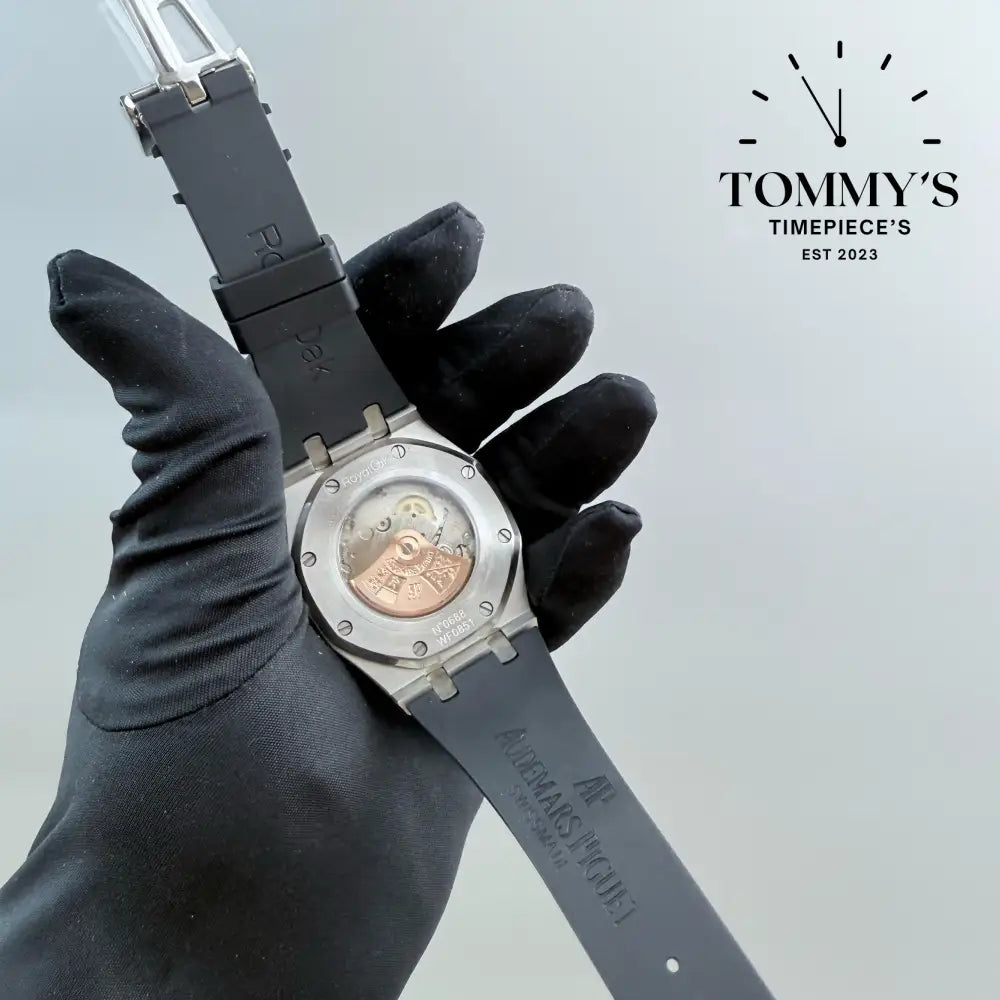 AAA + Royal Oak black rubber strap