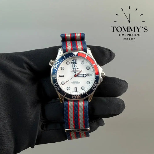 Aaa + Seamaster James Bond